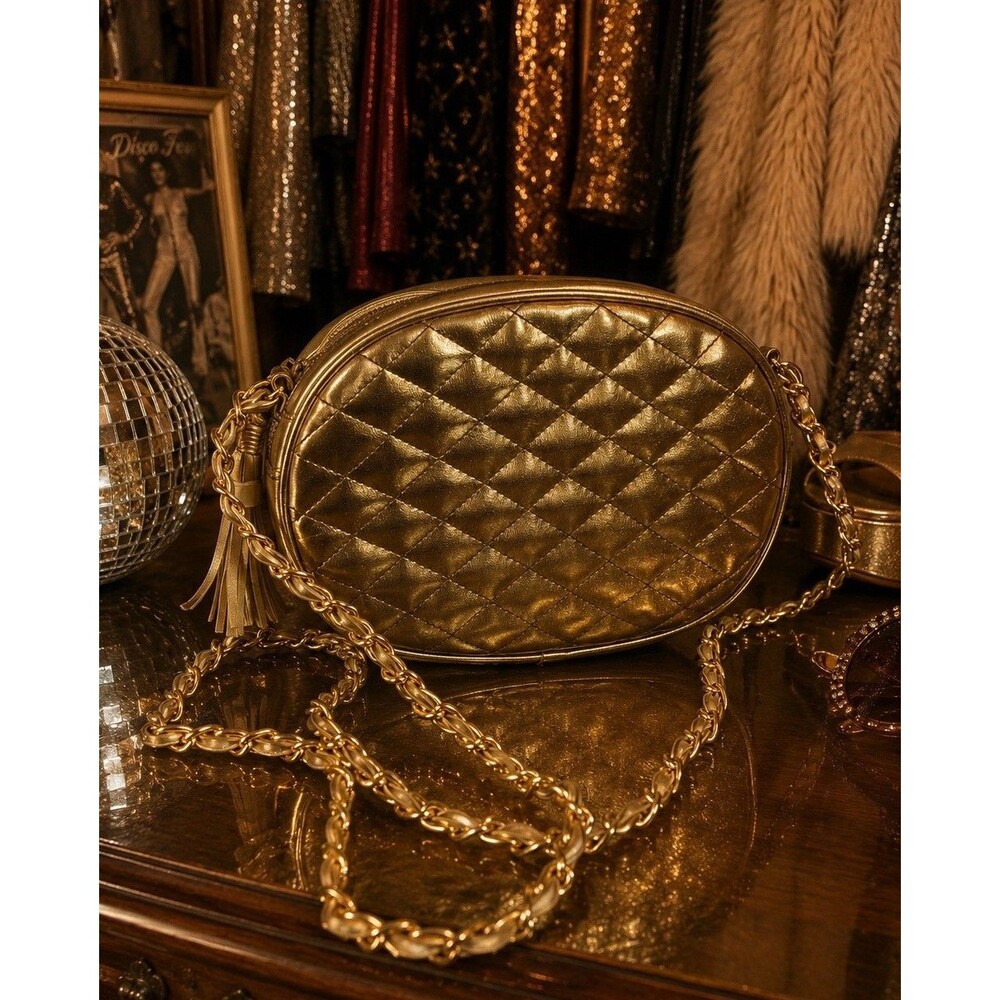 Chateau Gold Quilted Oval Crossbody Purse Chain Strap Tassel Bag Vintage Disco
